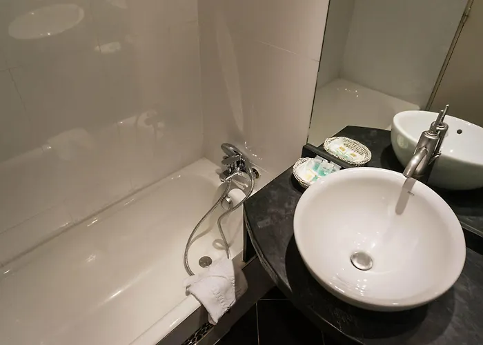 Exelmans 2* Париж