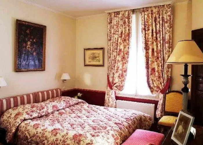 Exelmans Hotel 2*