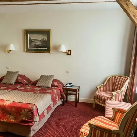 Hotel Exelmans 2*